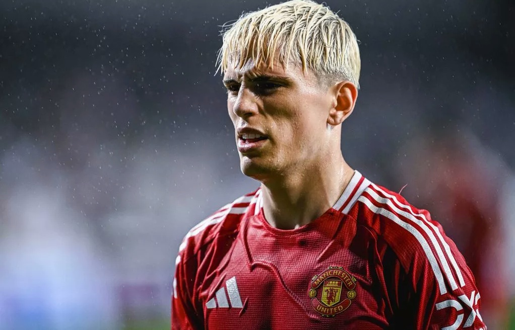 Alejandro Garnacho takes another swipe at Man Utd after clash with Amorim