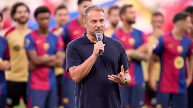 Hansi Flick ‘gives green light’ for Barcelona to finally sign Man Utd star