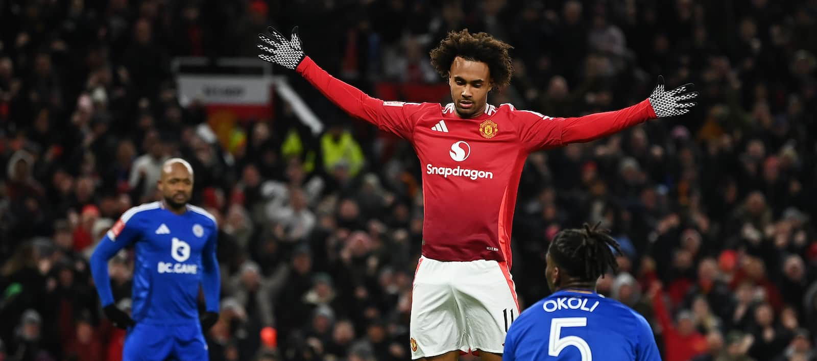 Joshua Zirkzee could be headed back to the Serie A on loan – Man United News And Transfer News