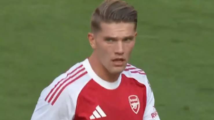 Fans spot major Gyokeres problem in full Arsenal debut vs Villarreal