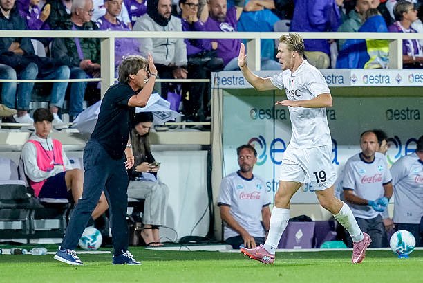 Antonio Conte aims dig at Man Utd over Hojlund after another Napoli goal